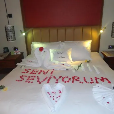 Varol Hotel